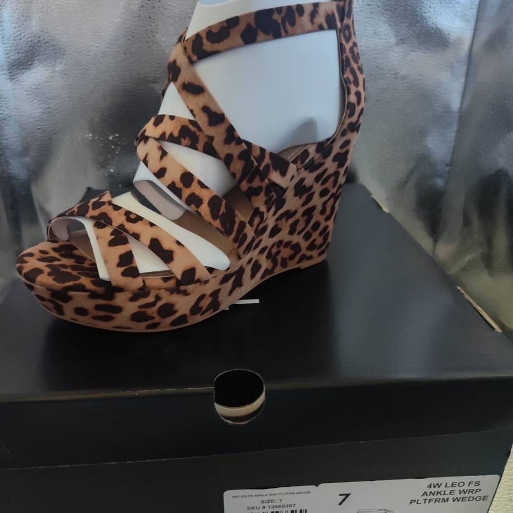 Strappy Wrap Platform Wedge (WW)